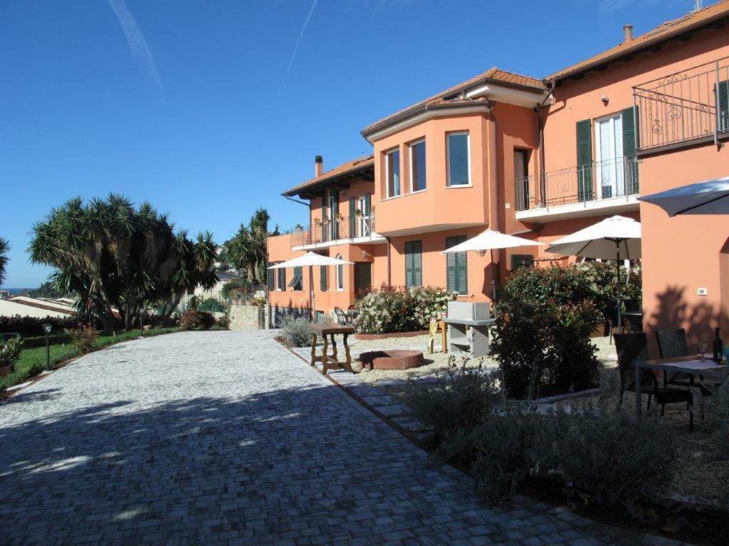 Agriturismo La Tuffatrice Imperia Buitenkant foto